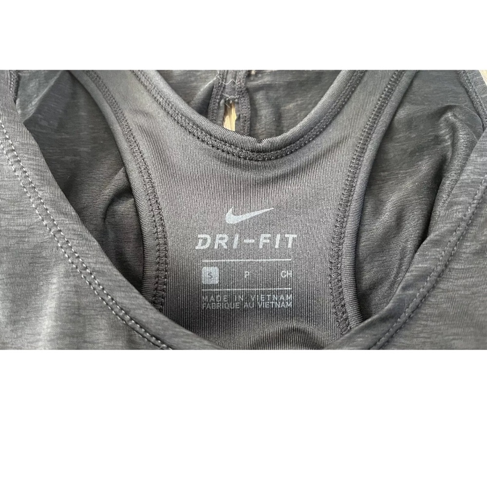 Nike Women’s Crop Tank Top, Size Small, Black And White - Picture 5 of 10